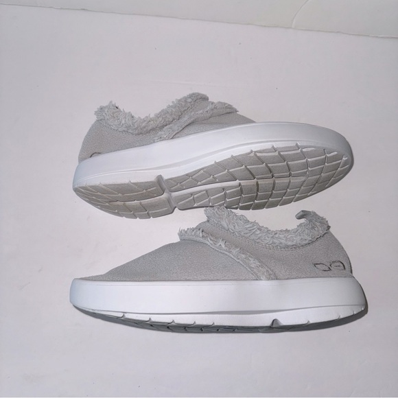OOFOS womens 7 oocoozie low shoe in light gray SOFT stretchy fleece Arch support - Picture 6 of 14